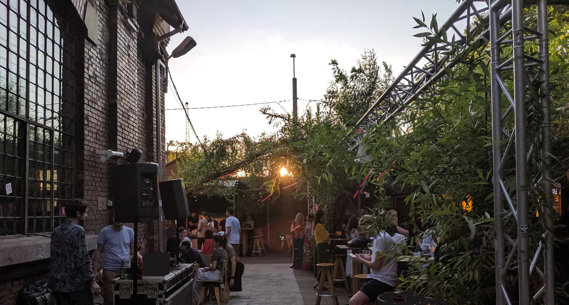 Bucharest Electronic Music Travel Guide